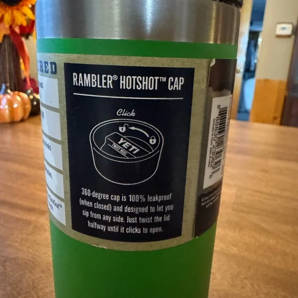 YETI-RAMBLER 18 OZ HOT SHOT BOTTLE Canopy Green NWT - Picture 3 of 11
